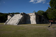 Platform of Venus at Chichen Itza - chichen itza mayan ruins,chichen itza mayan temple,mayan temple pictures,mayan ruins photos